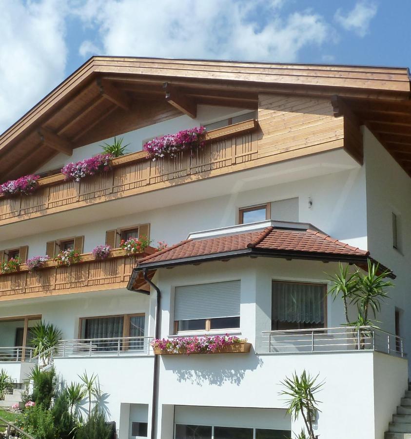 Pramstaller Apartments 산로렌조디세바토 외부 사진